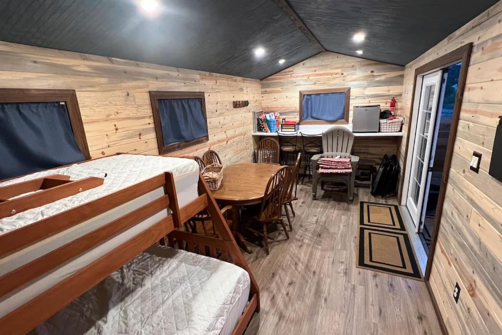 Thorpe On The Water. Creekside Nederland Cabin. Экстерьер фото